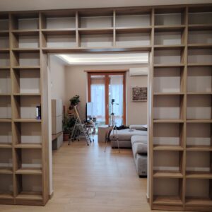 libreria su misura passaggio a tutta parete torino
