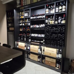 mobile su misura cantina vini o tavernetta con led torino